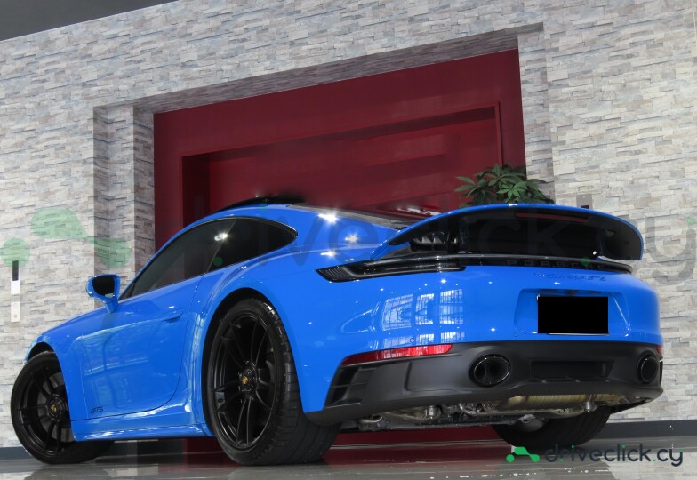 Porsche 911 Blue