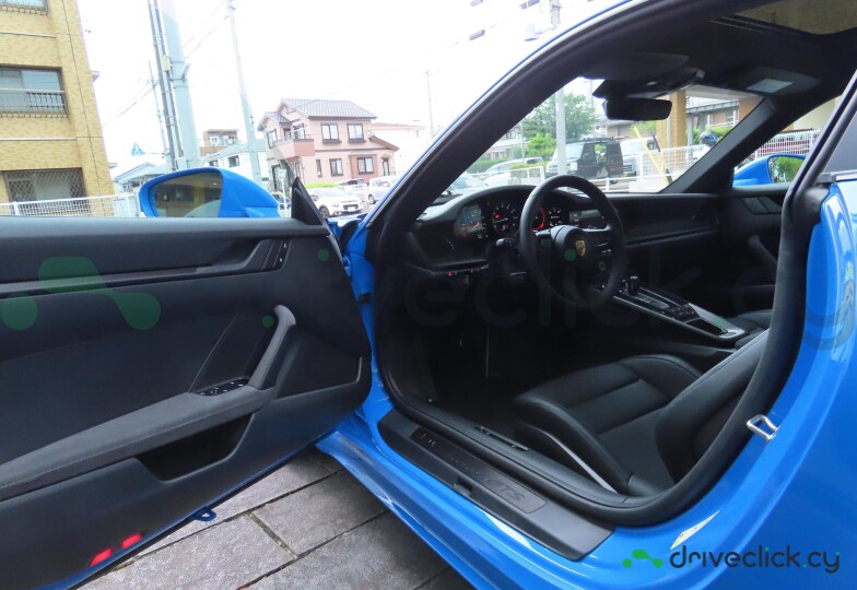 Porsche 911 Blue
