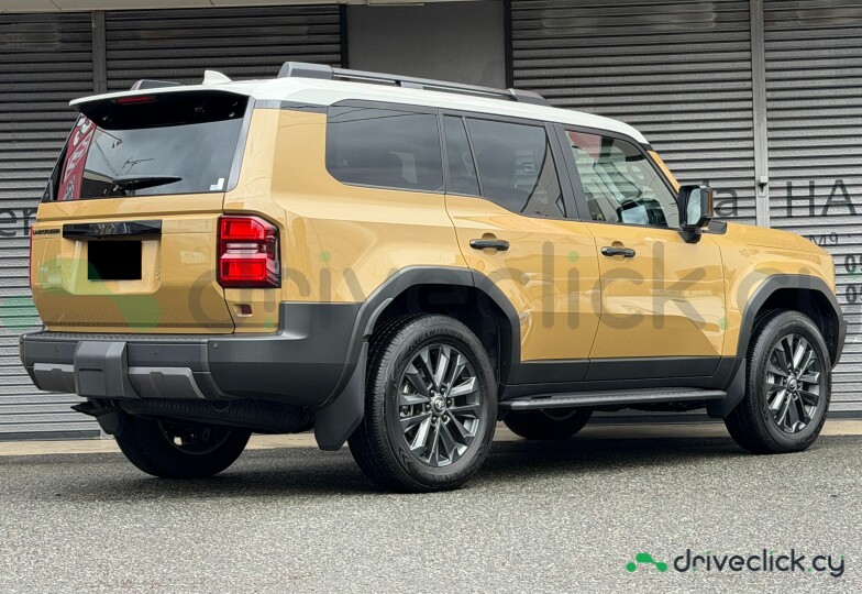 Toyota Land Cruiser 250 Бежевый