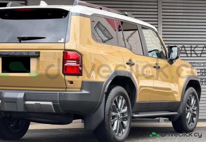 Toyota Land Cruiser 250 Бежевый