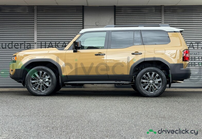 Toyota Land Cruiser 250 Бежевый