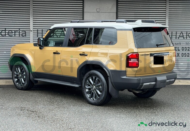 Toyota Land Cruiser 250 Бежевый