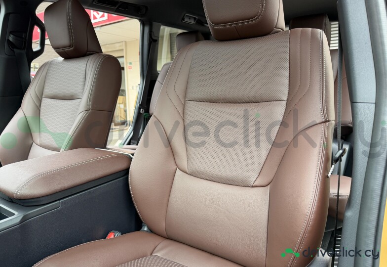 Toyota Land Cruiser 250 Бежевый