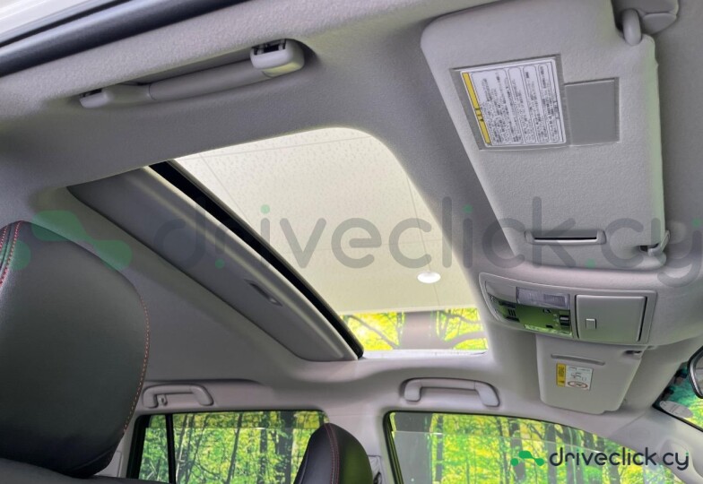 Toyota Land Cruiser Prado Белый