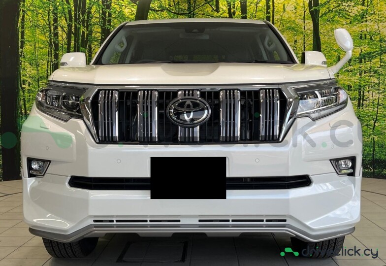 Toyota Land Cruiser Prado Белый