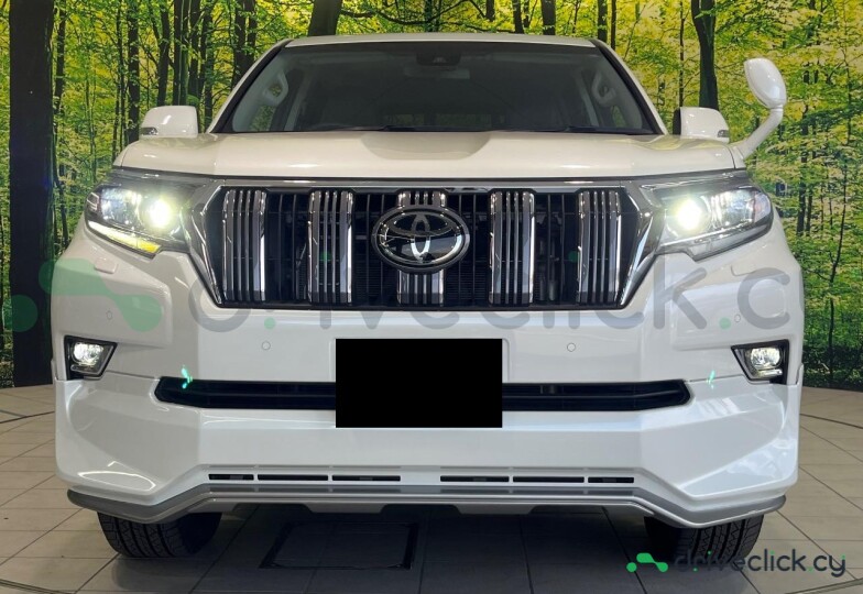 Toyota Land Cruiser Prado Белый
