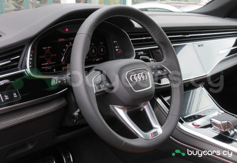 Audi RS Q8 Зеленый