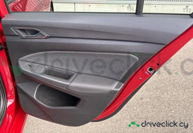 Volkswagen Golf Red
