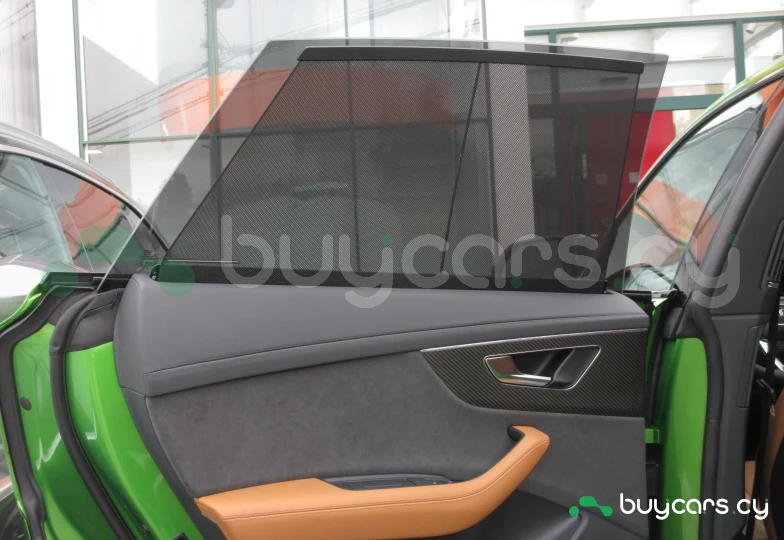 Audi RS Q8 Зеленый