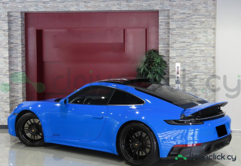 Porsche 911 Blue