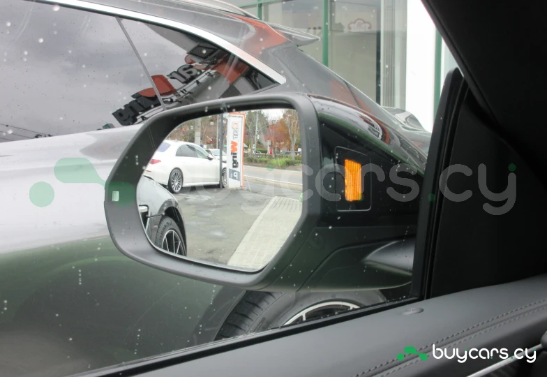 Audi RS Q8 Зеленый