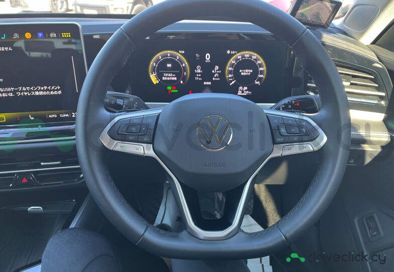 Volkswagen Passat Красный