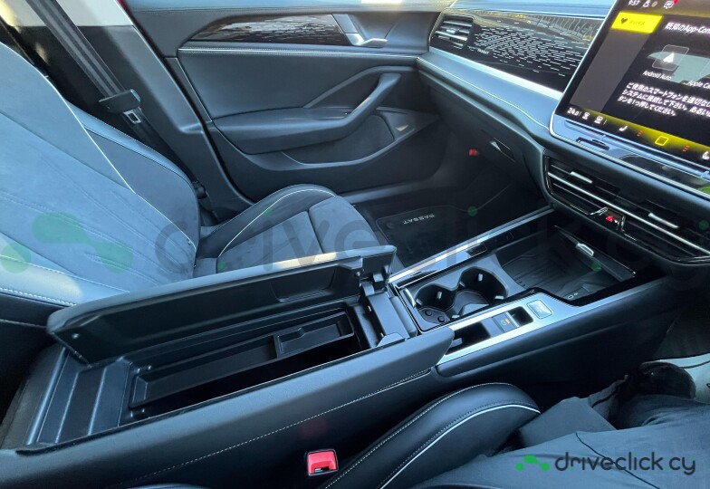 Volkswagen Passat Красный