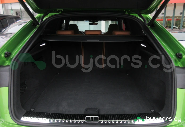 Audi RS Q8 Зеленый