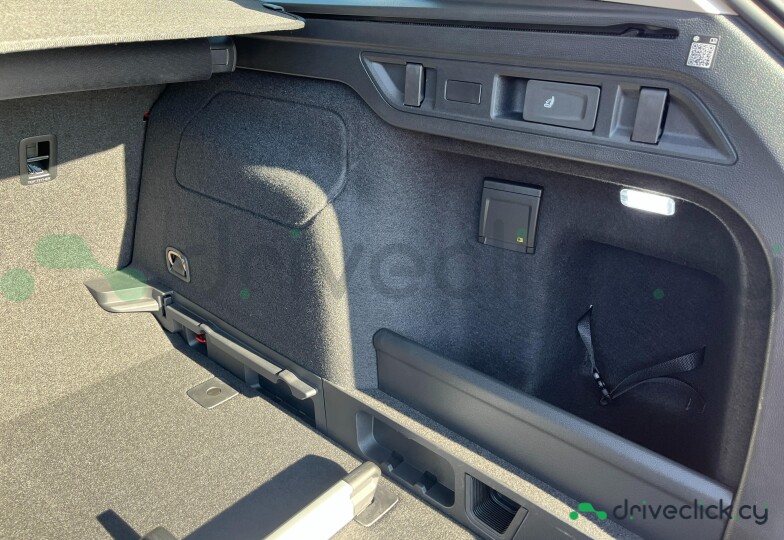 Volkswagen Passat Красный