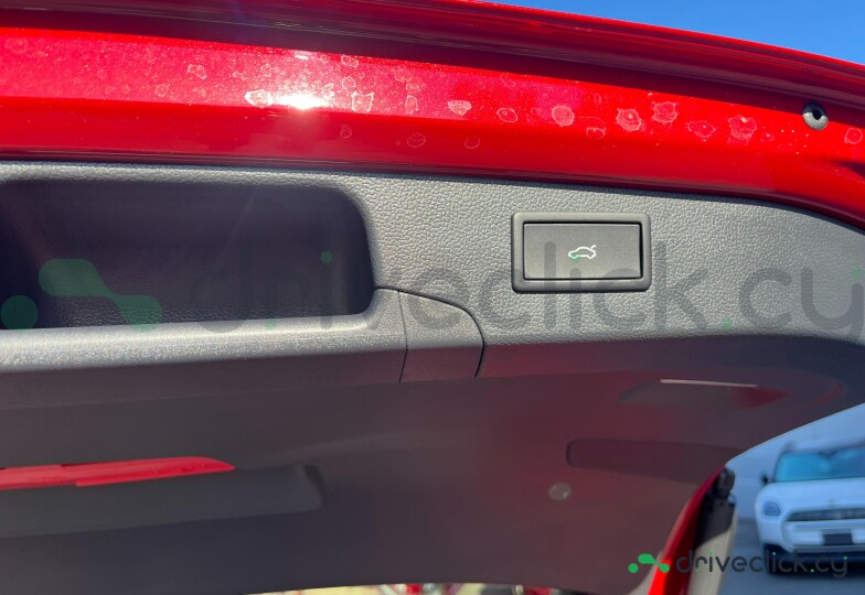 Volkswagen Passat Красный