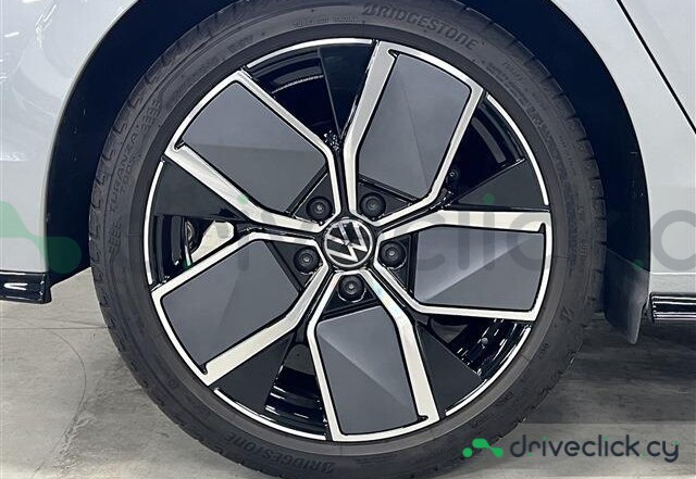 Volkswagen Golf Grey