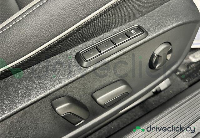 Volkswagen Golf Grey