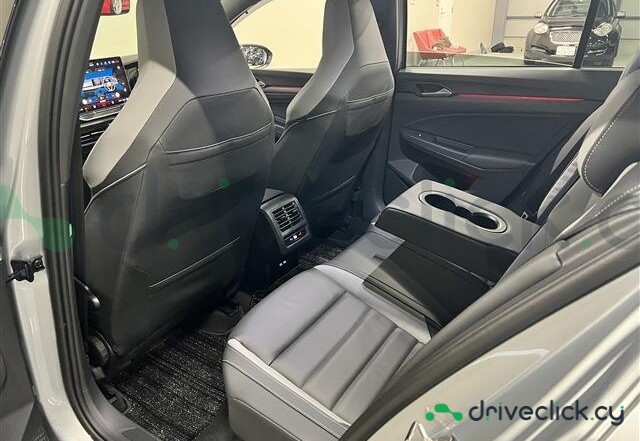 Volkswagen Golf Grey