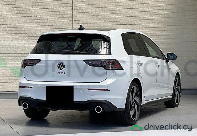 Volkswagen Golf White