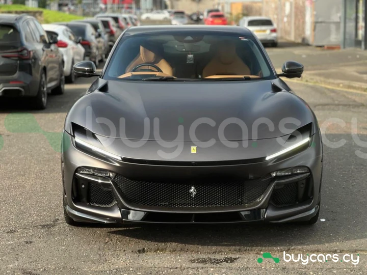 Ferrari Purosangue Серый