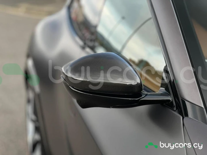 Ferrari Purosangue Серый