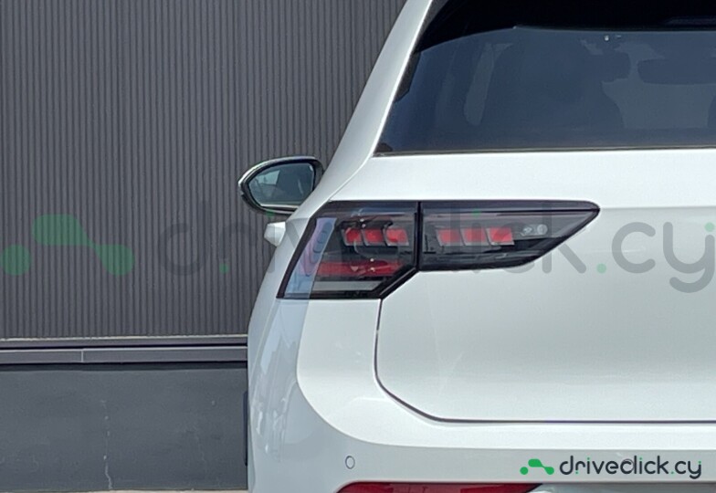 Volkswagen Golf White
