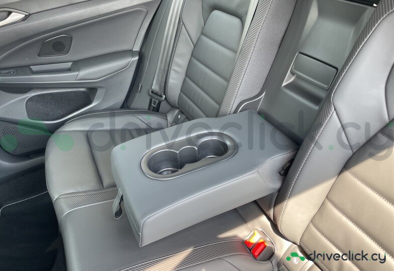 Volkswagen Golf White