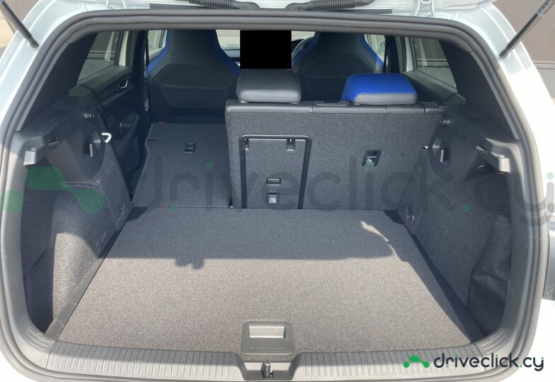 Volkswagen Golf White