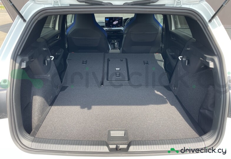 Volkswagen Golf White
