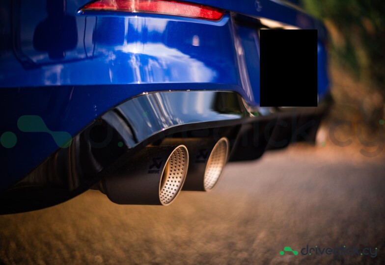 Volkswagen Golf Blue