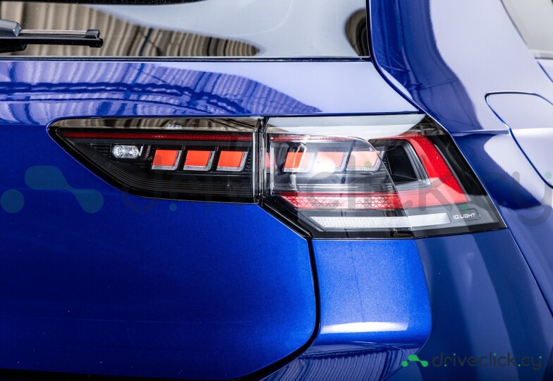 Volkswagen Golf Blue