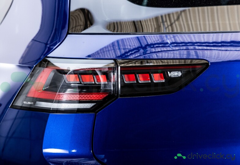 Volkswagen Golf Blue