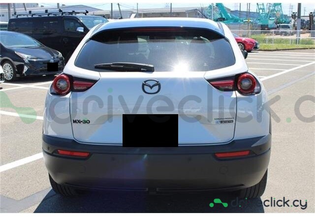 Mazda MX-30 Белый