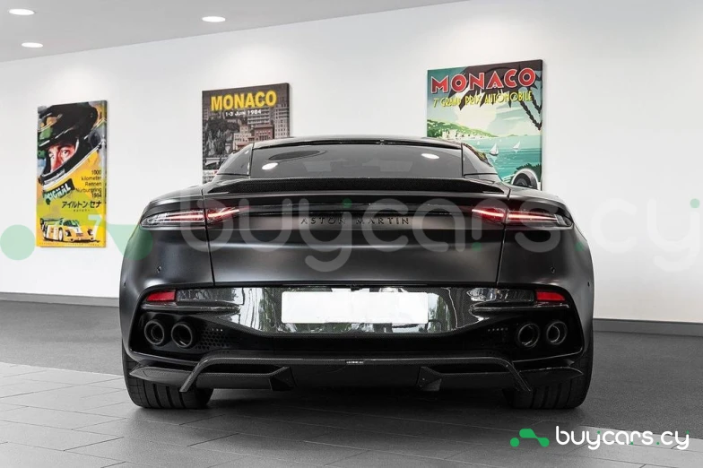 Aston Martin DBS Black