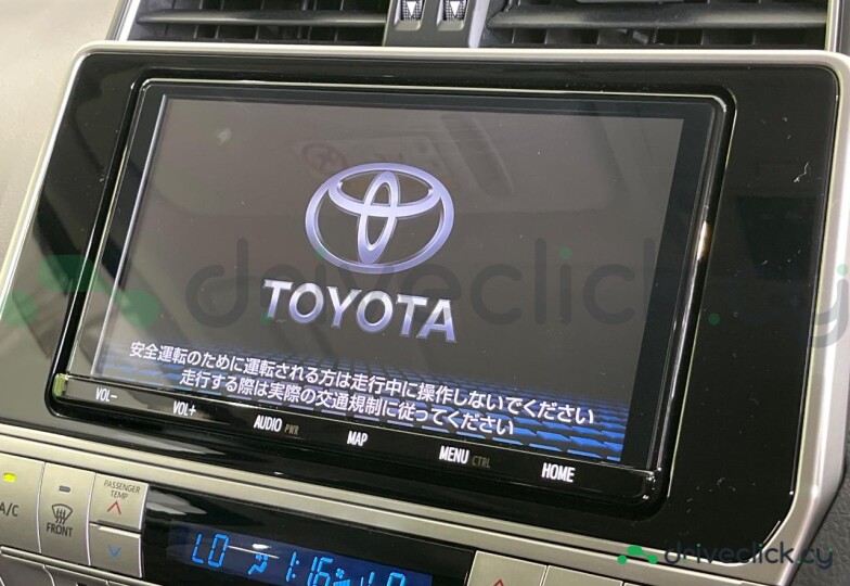 Toyota Land Cruiser Prado Белый