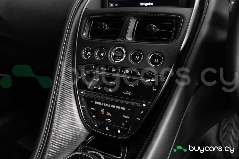 Aston Martin DBS Black