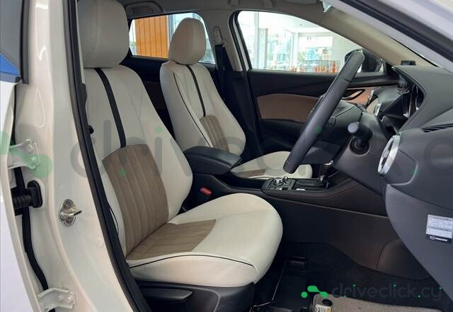 Mazda CX-3 Белый