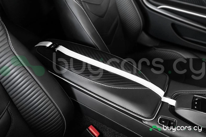 Aston Martin DBS Black