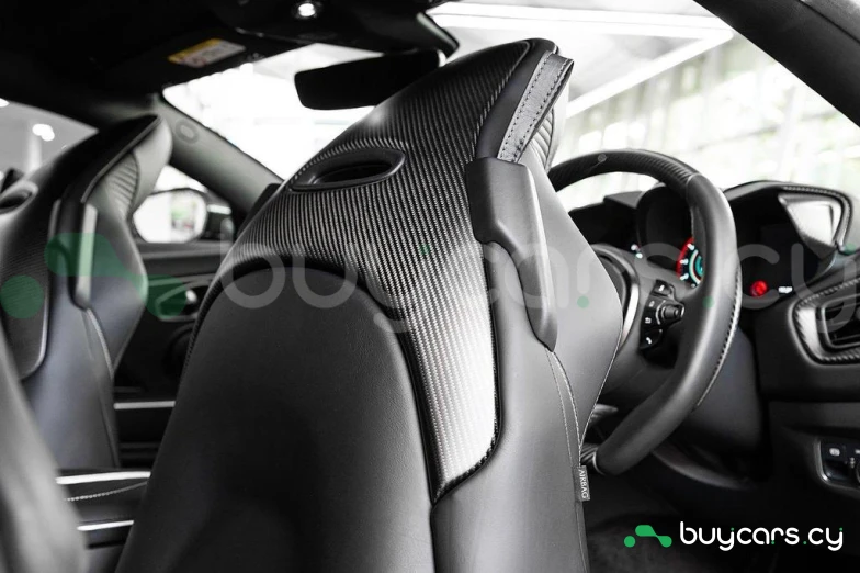 Aston Martin DBS Black