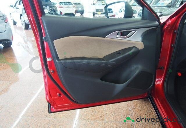 Mazda CX-3 Красный