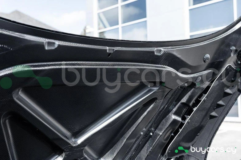 Aston Martin DBS Black