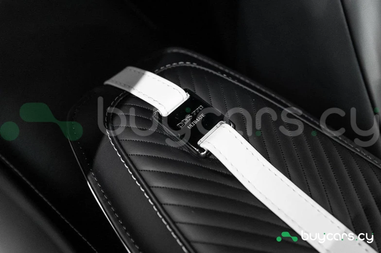 Aston Martin DBS Black