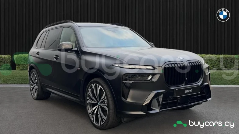 BMW X7 Серый
