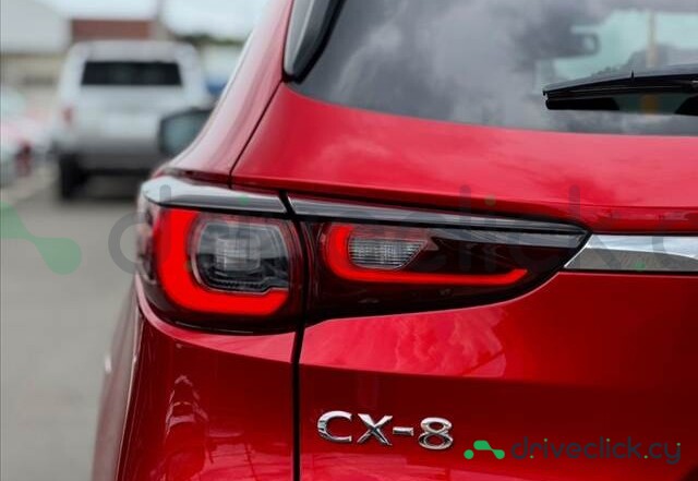Mazda CX-8 Красный