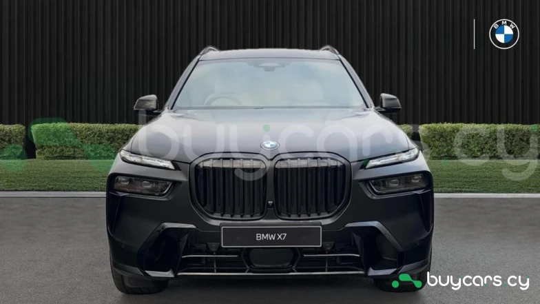BMW X7 Серый