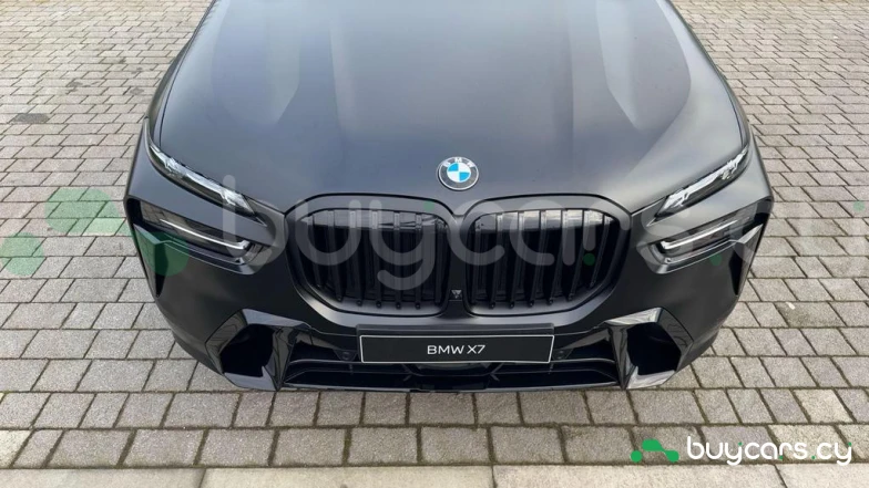 BMW X7 Серый