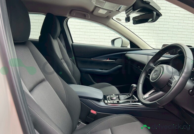 Mazda CX-30 Бежевый