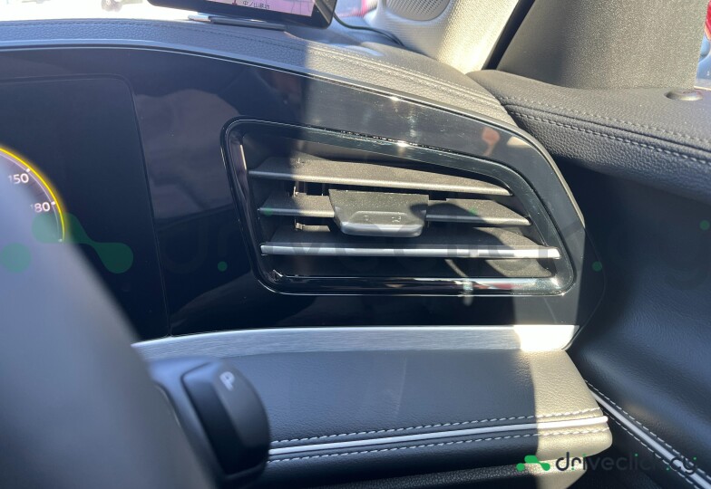 Volkswagen Passat Красный