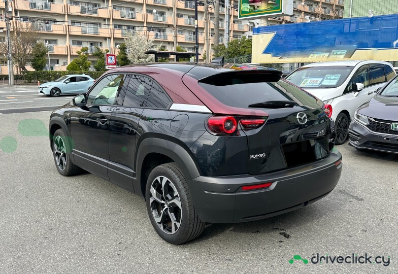 Mazda MX-30 Черный